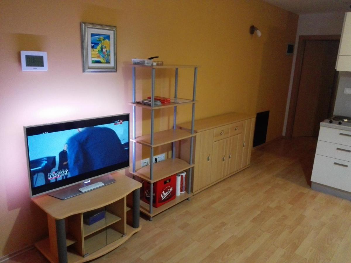 Apartment Stinjan Kascuni Pula Exteriör bild